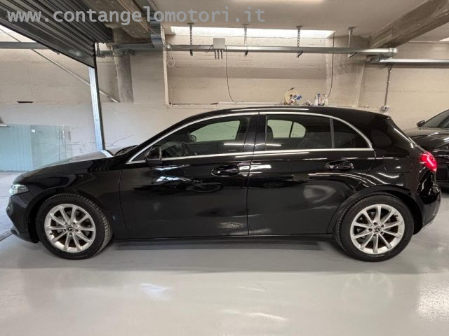 Mercedes-Benz A 180 d Automatic - foto 2 di 4