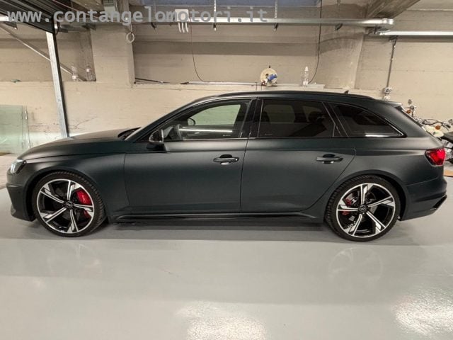 Audi RS 4 Avant - foto 2 di 24