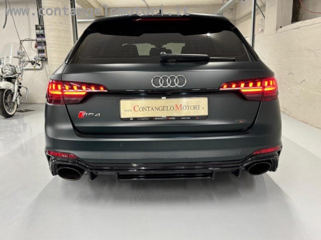 Audi RS 4 Avant - foto 4 di 24