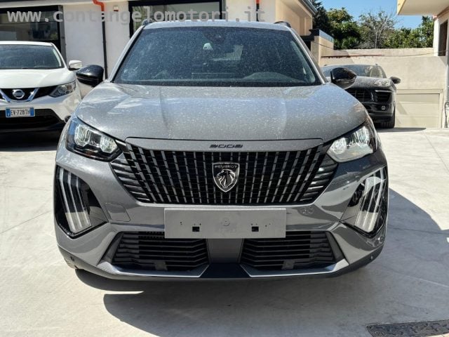 Peugeot 2008 PureTech 100 S&S Allure, del 2024, 9.999 km, in vendita a Arzano (NA)