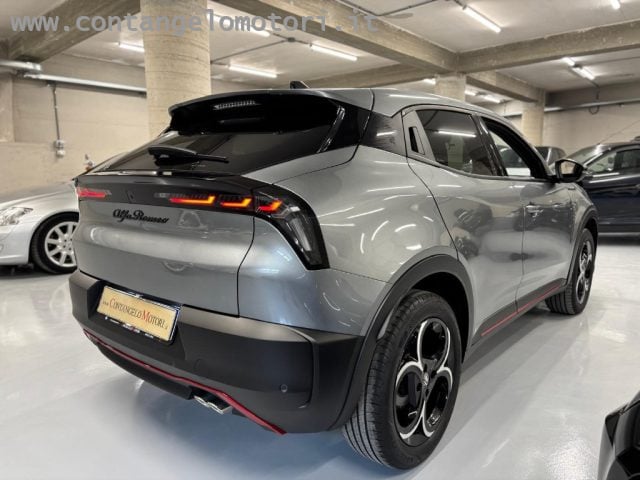 Alfa Romeo Junior 1.2 136 CV Hybrid eDCT6 Speciale - foto 4 di 25