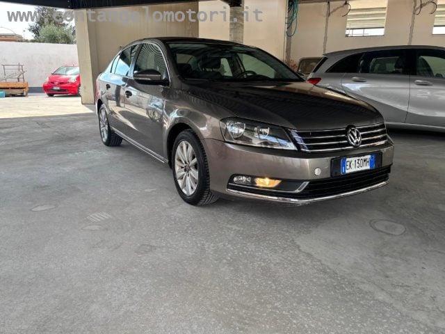 Volkswagen Passat 1.6 TDI BlueMotion Tech., del 2011, 257.998 km, in vendita a Arzano (NA)