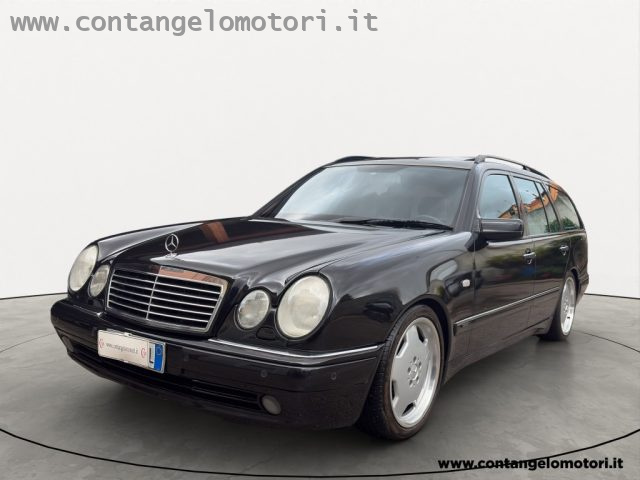 Mercedes-Benz E 55 cat S.W. AMG usato a ARZANO