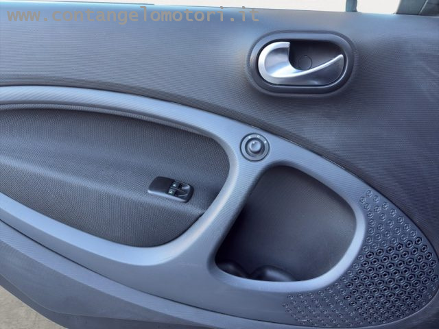smart forTwo 90 0.9 Turbo BRABUS Style usato a ARZANO