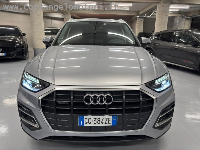 Audi Q5 TDI quattro S tronic OFF ROAD Business Advanced usato a ARZANO