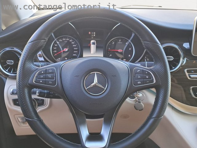 Mercedes-Benz V 250 d Automatic 4Matic Executive Extralong, del 2020, 35.021 km, in vendita a Arzano (NA)