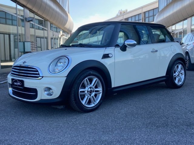 MINI Cooper D 1.6 16V - foto 3 di 4