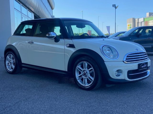 MINI Cooper D 1.6 16V - foto 2 di 4