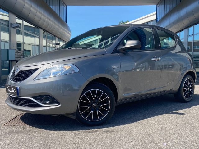 Lancia Ypsilon 1.2 69 CV 5P. Silver usato a CESENATICO