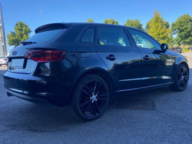 Audi A3 SPB 2.0 TDI Quattro SLine - foto 4 di 4