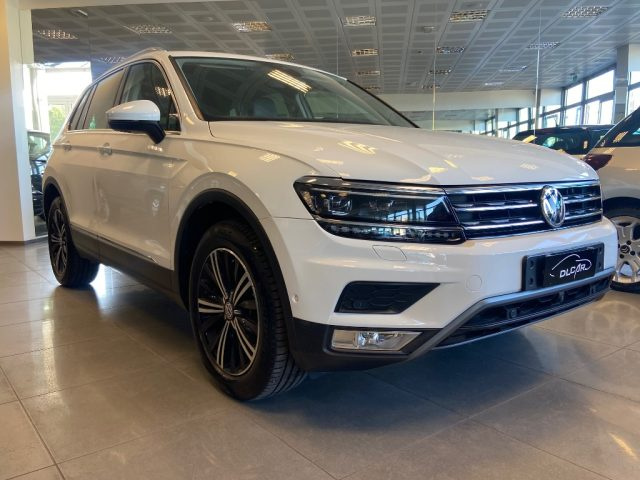 Volkswagen Tiguan 2.0 TDI SCR DSG 4MOTION Business BMT - foto 2 di 4