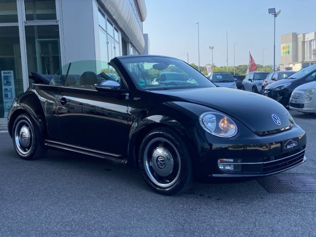 Volkswagen Maggiolino Cabrio 1.2 TSI 50° Anniversario Design - foto 2 di 4