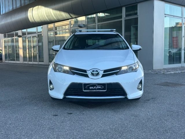 Toyota Auris Touring Sports 1.4 D-4D Lounge - foto 4 di 16