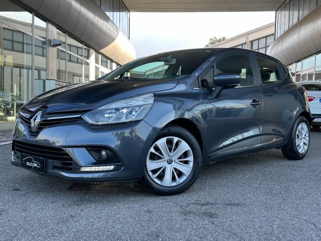 Renault Clio 1.2 75 CV 5P. Duel usato a CESENATICO