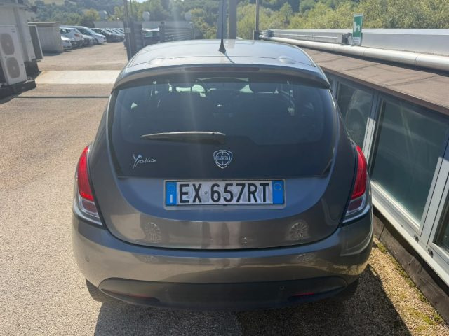 Lancia Ypsilon 0.9 TwinAir 85 CV 5P. Metano Ecochic Elle - foto 4 di 7
