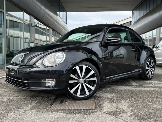 Volkswagen Maggiolino 2.0 TDI Sport, del 2013, 150.600 km, in vendita a Cesenatico (FC)