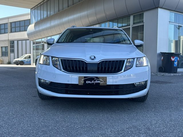 Skoda Octavia 2.0 TDI SCR 150 CV DSG Wagon Style - foto 4 di 15