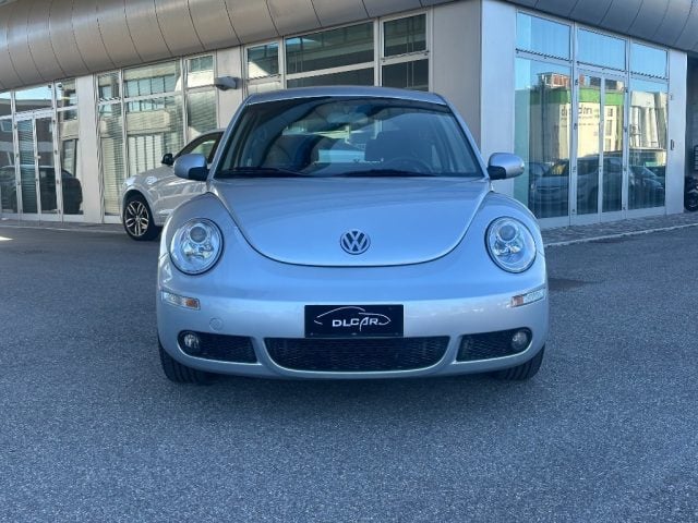 Volkswagen New Beetle 1.6 - foto 4 di 4