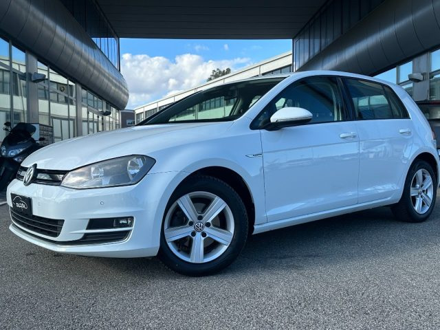 Volkswagen Golf 1.4 TGI DSG 5p. Executive BlueMotion, del 2016, 117.400 km, in vendita a Cesenatico (FC)