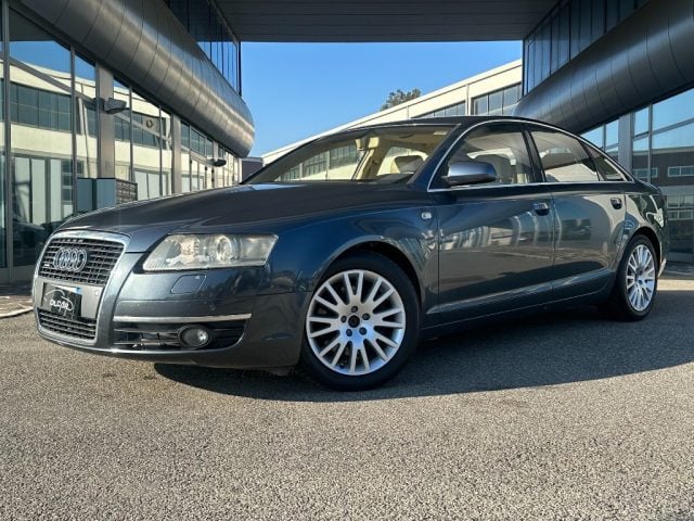 Audi A6 3.0 V6 TDI Quattro Cambio Automatico, del 2005, 344.300 km, in vendita a Cesenatico (FC)