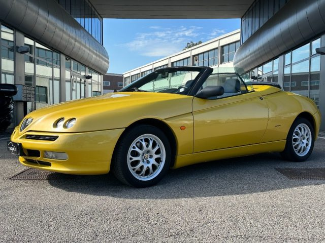 Alfa Romeo Spider 1.8i 16V Twin Spark cat - foto 3 di 4