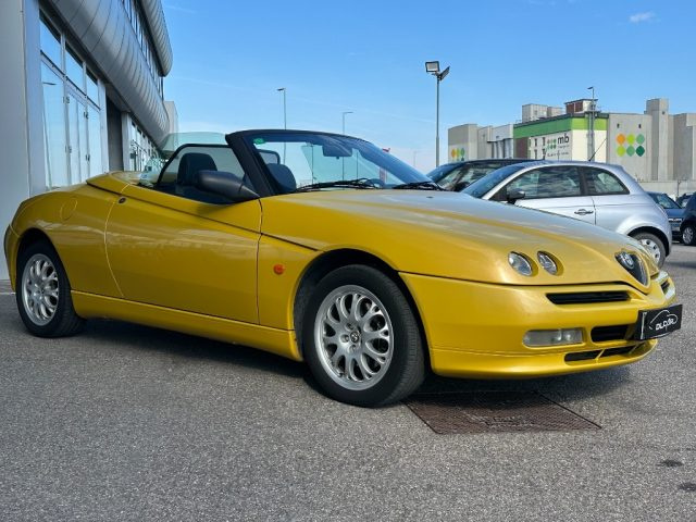 Alfa Romeo Spider 1.8i 16V Twin Spark cat - foto 2 di 4