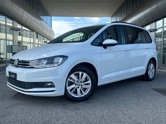 Volkswagen Touran 2.0 TDI SCR DSG 7Posti BlueMotion Technology, del 2019, 144.300 km, in vendita a Cesenatico (FC)