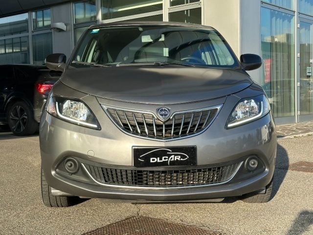 Lancia Ypsilon 1.0 FireFly 5P. S&S Hybrid Ecochic Silver - foto 4 di 4