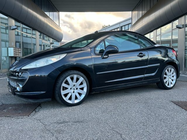 Peugeot 207 1.6 HDi 110CV CC Féline - foto 3 di 4