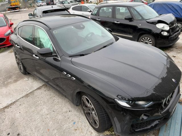 Maserati Levante V6 Diesel 275 CV AWD Incidentata - foto 2 di 4