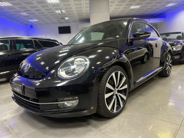 Volkswagen Maggiolino 2.0 TDI Sport, del 2013, 150.600 km, in vendita a Cesenatico (FC)