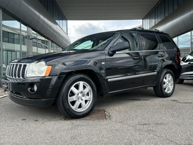 Jeep Grand Cherokee 3.0 V6 CRD Overland - foto 3 di 4