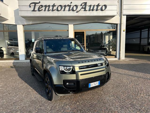 Land Rover Defender 110 3.0D I6 200 CV AWDX-Dynamic SE FOREST EDITION usato a GARBAGNATE MONASTERO
