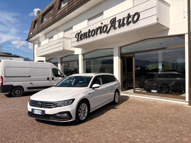 Volkswagen Passat Variant 2.0 TDI SCR EVO DSG R LINE - foto 3 di 4