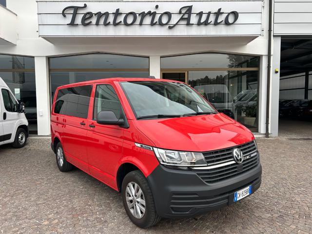Volkswagen Caravelle 2.0 TDI 150CV PC Trendline usato a GARBAGNATE MONASTERO