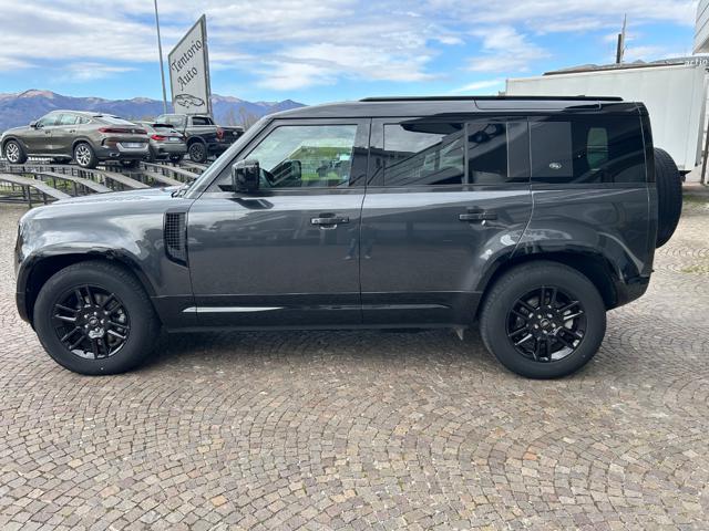 Land Rover Defender 110 3.0D I6 200 CV AWD Auto X-Dynamic SE - foto 3 di 4