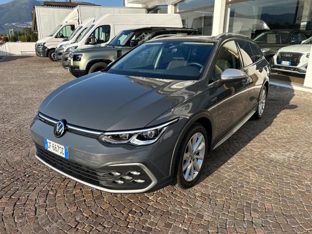 Volkswagen Golf Variant Alltrack 2.0 TDI SCR DSG 4Motion - foto 2 di 4