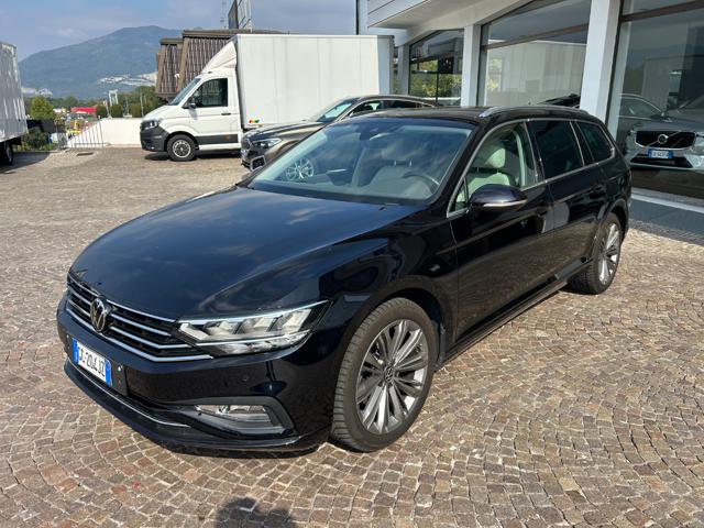 Volkswagen Passat Variant 2.0 TDI SCR EVO DSG Executive - foto 2 di 4