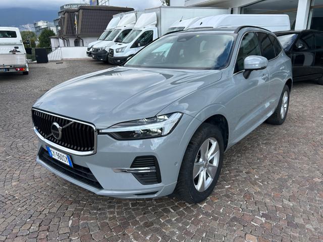 Volvo XC60 B5 AWD automatico Core, del 2025, 48.000 km, in vendita a Garbagnate Monastero (LC)