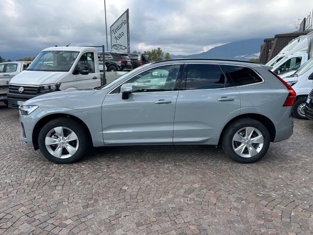 Volvo XC60 B5 AWD automatico Core - foto 2 di 4