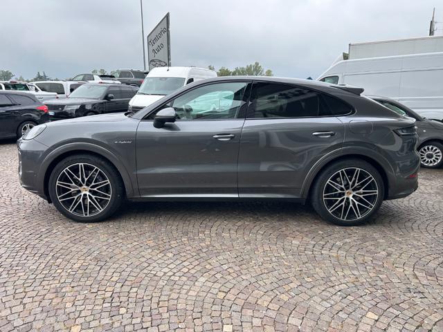 Porsche Cayenne 3.0 V6 E-Hybrid - foto 3 di 4