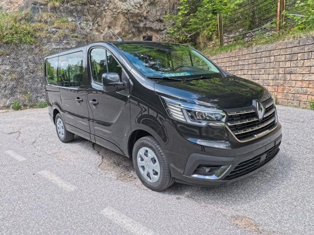 Renault Trafic BluedCi 150CV EDC PL-TN Authentic km 0 a BORGO D ANAUNIA