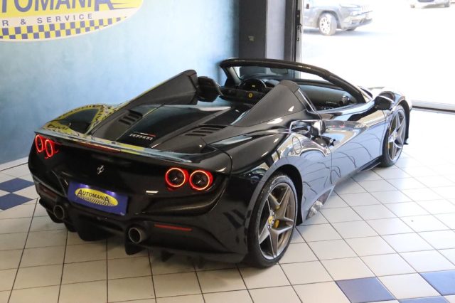 Ferrari F8 Spider + IVA - foto 2 di 4