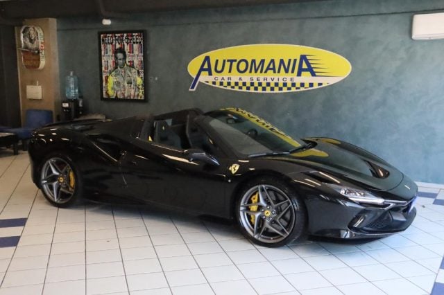 Ferrari F8 Spider + IVA usato a BESOZZO