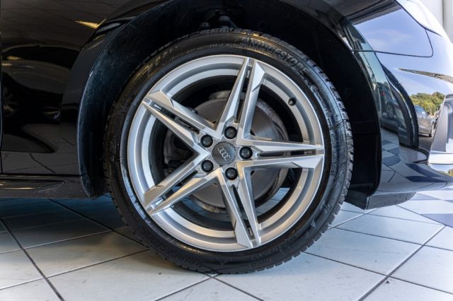 Audi A4 Avant 35 TDI/163 CV S tronic S line edition - foto 3 di 4