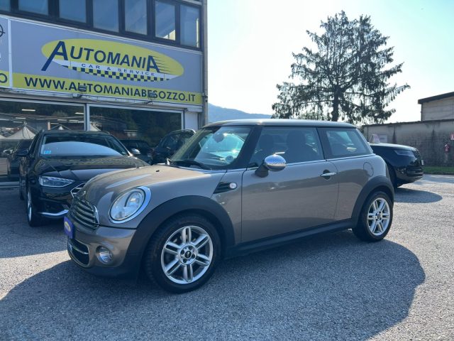 MINI Cooper D 1.6 16V Cooper D neopatentati usato a BESOZZO