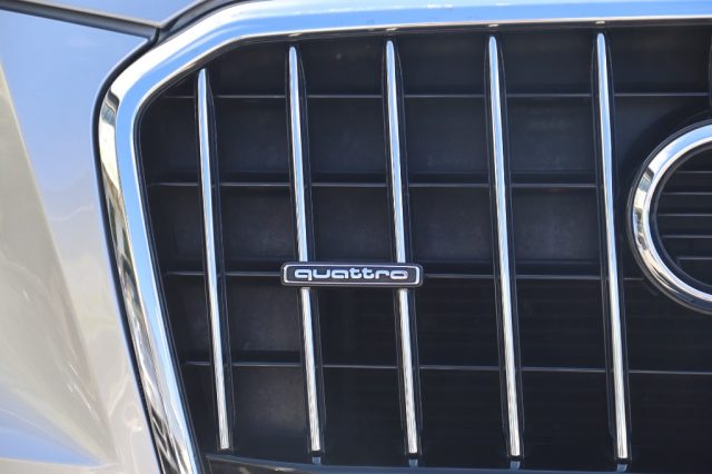 Audi Q5 2.0 TDI 163 CV quattro S tronic - foto 4 di 24