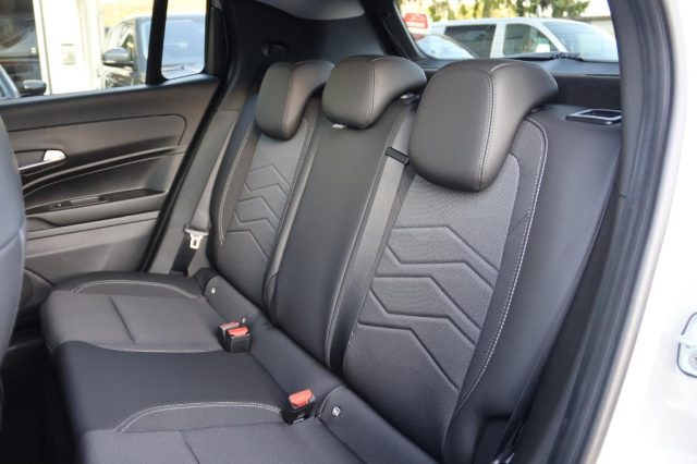 Jeep Avenger 1.2 Turbo 100 CV MHEV Summit km 0 a BESOZZO