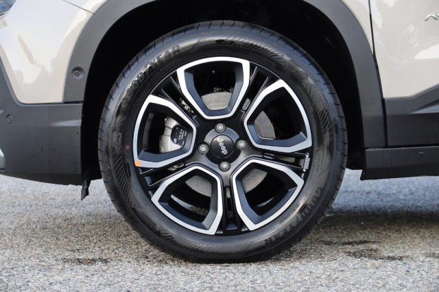 Jeep Avenger 1.2 Turbo 100 CV MHEV Summit, del 2026, in vendita a Besozzo (VA)