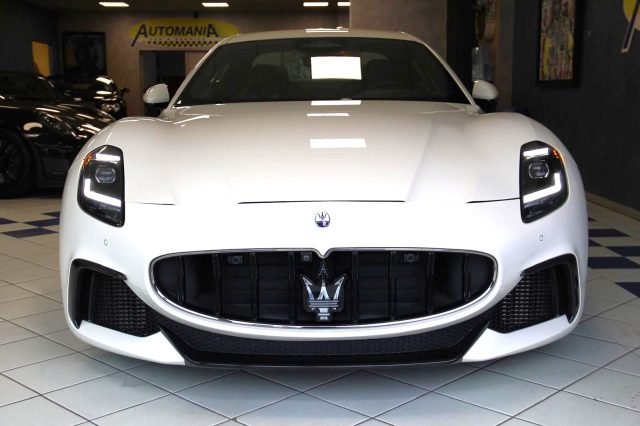 Maserati GranTurismo V6 550 CV AWD Trofeo IVA ESP. - foto 3 di 82